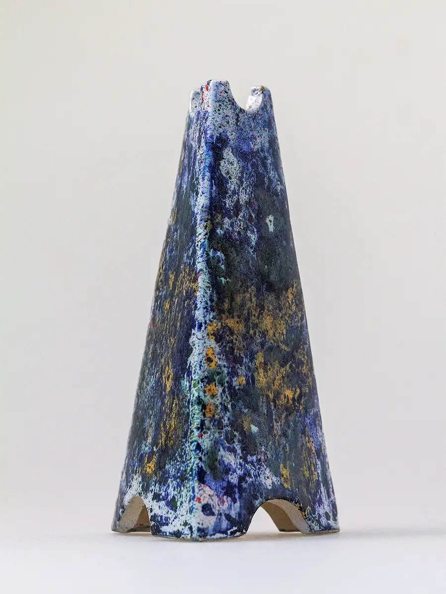 Le vase arcade majolique