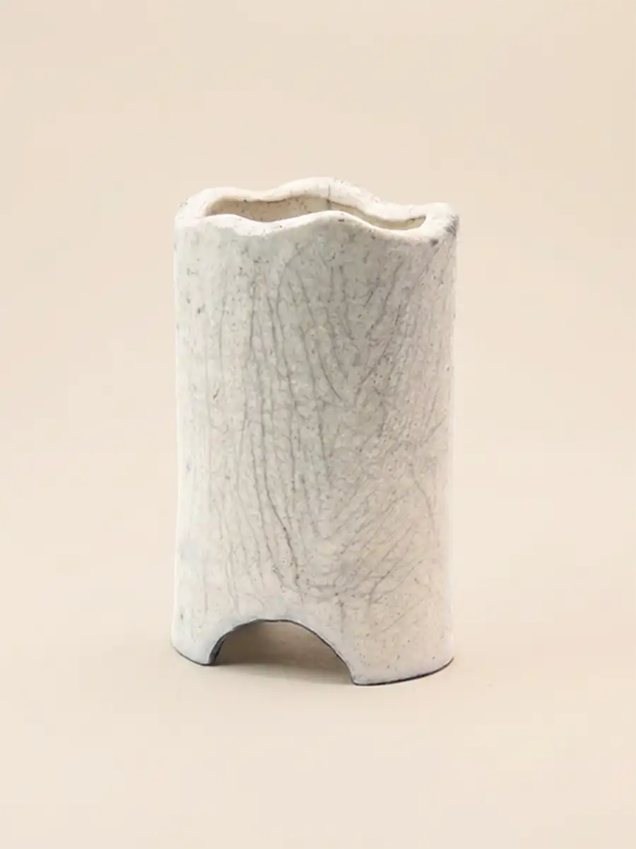 Vase raku rétro-chic blanc craquelé
