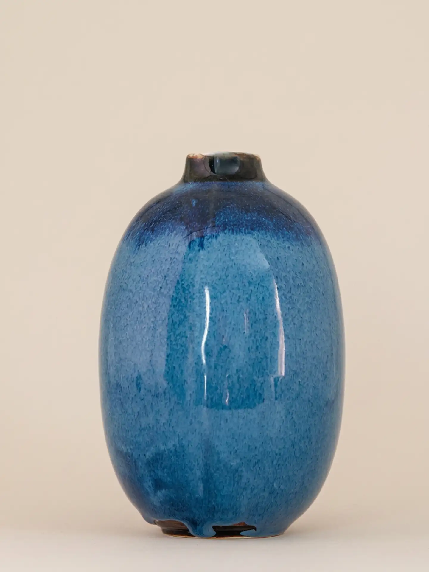 Vase élancé grès bleu rutile